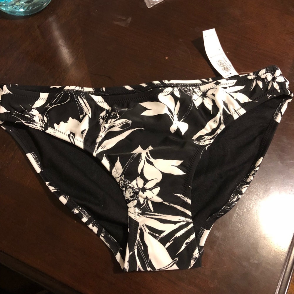 Swim Bikini Bottom!
